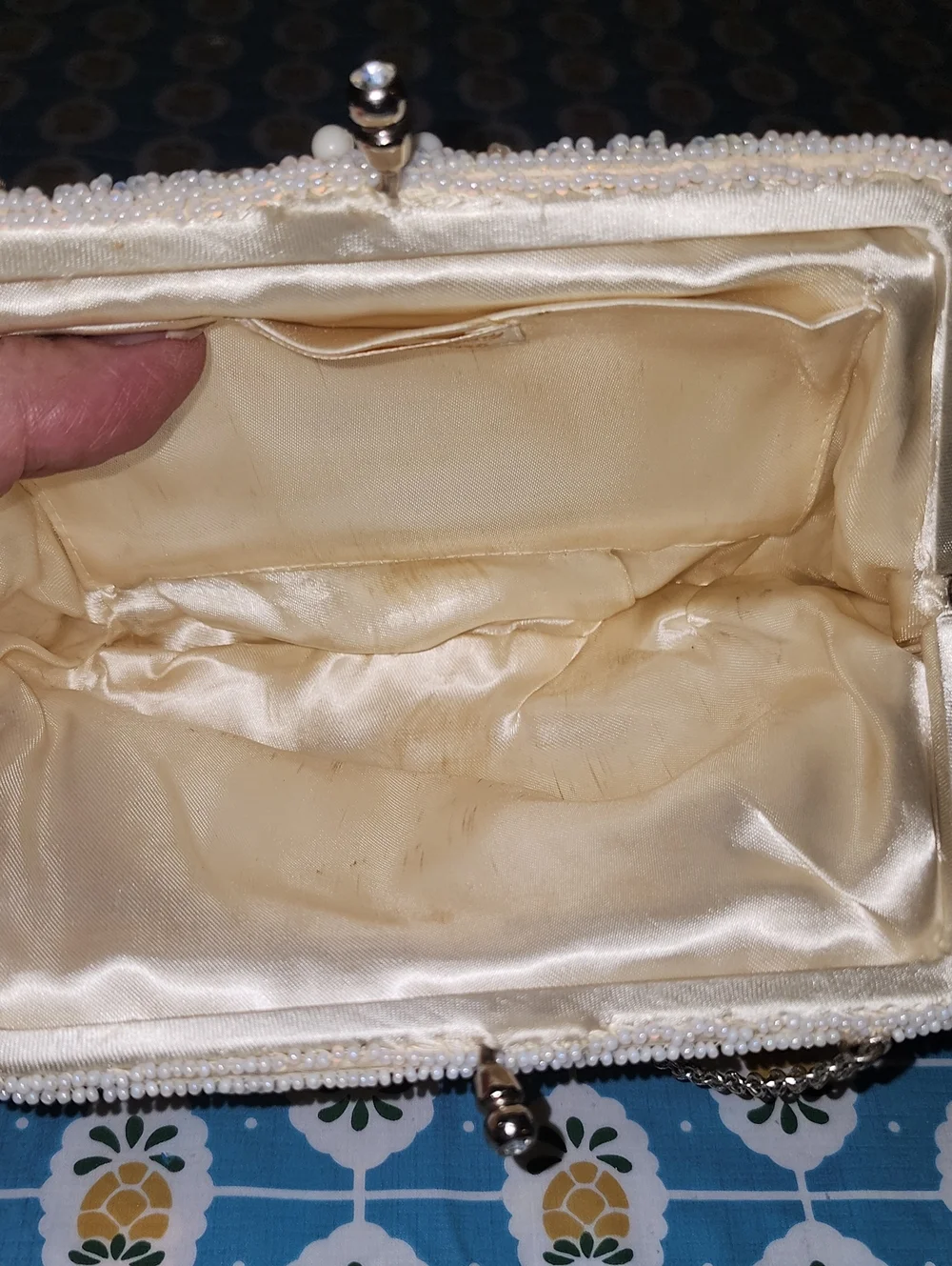 Vintage Walborg Clam Shape Pearl Beaded Clutch Gold Metal Strap rhinestones